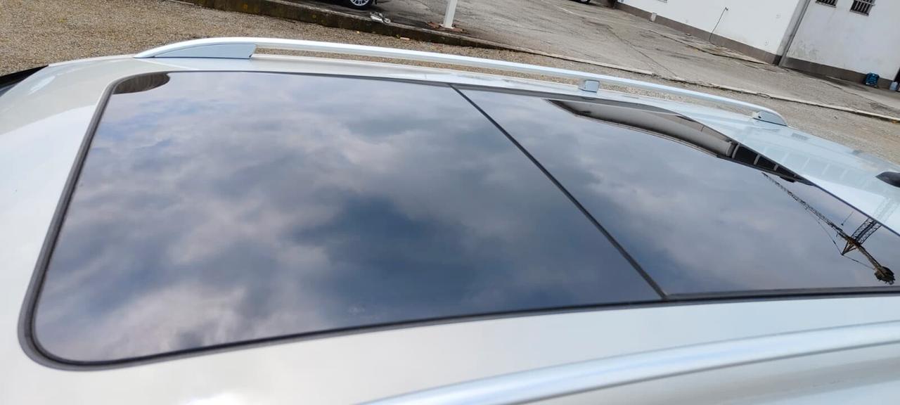 Volkswagen Touran 2.0 TDI 140 CV Highline