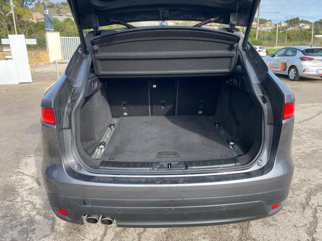Jaguar F-Pace 2.0d R-Sport 180cv