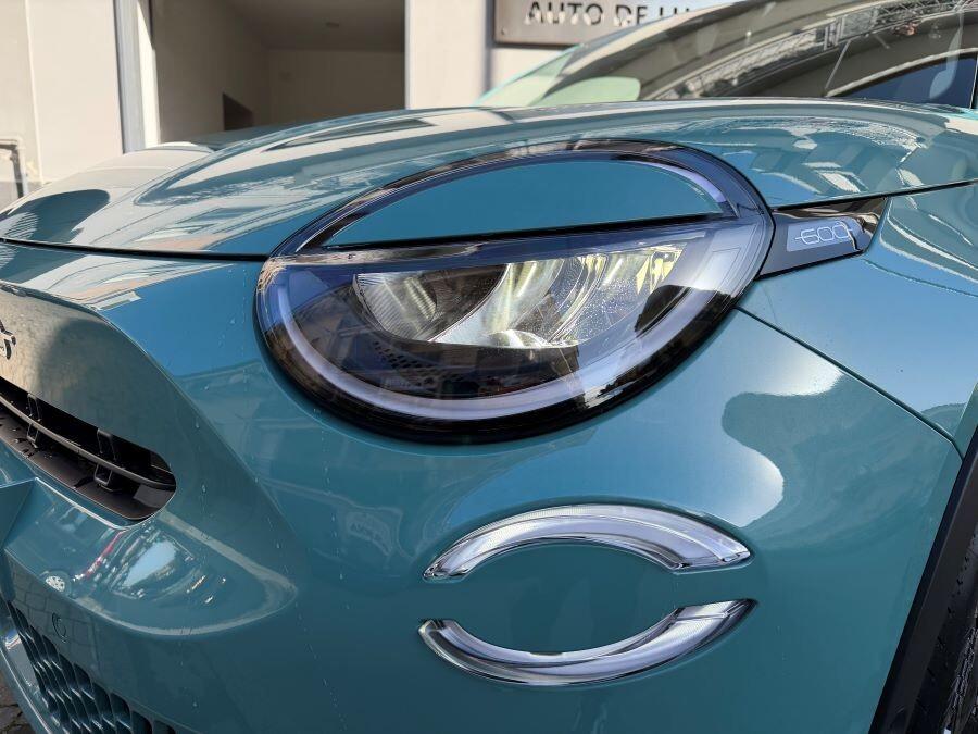 FIAT 600 1.2 HYBRID 110CV AUTOM LA PRIMA NUOVA KM0