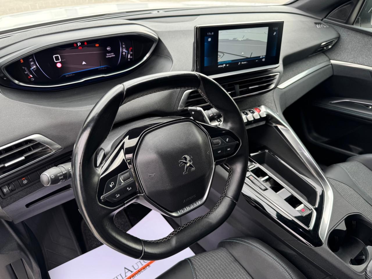 PEUGEOT 3008 1.5 Hdi Allure - Led Navi 18