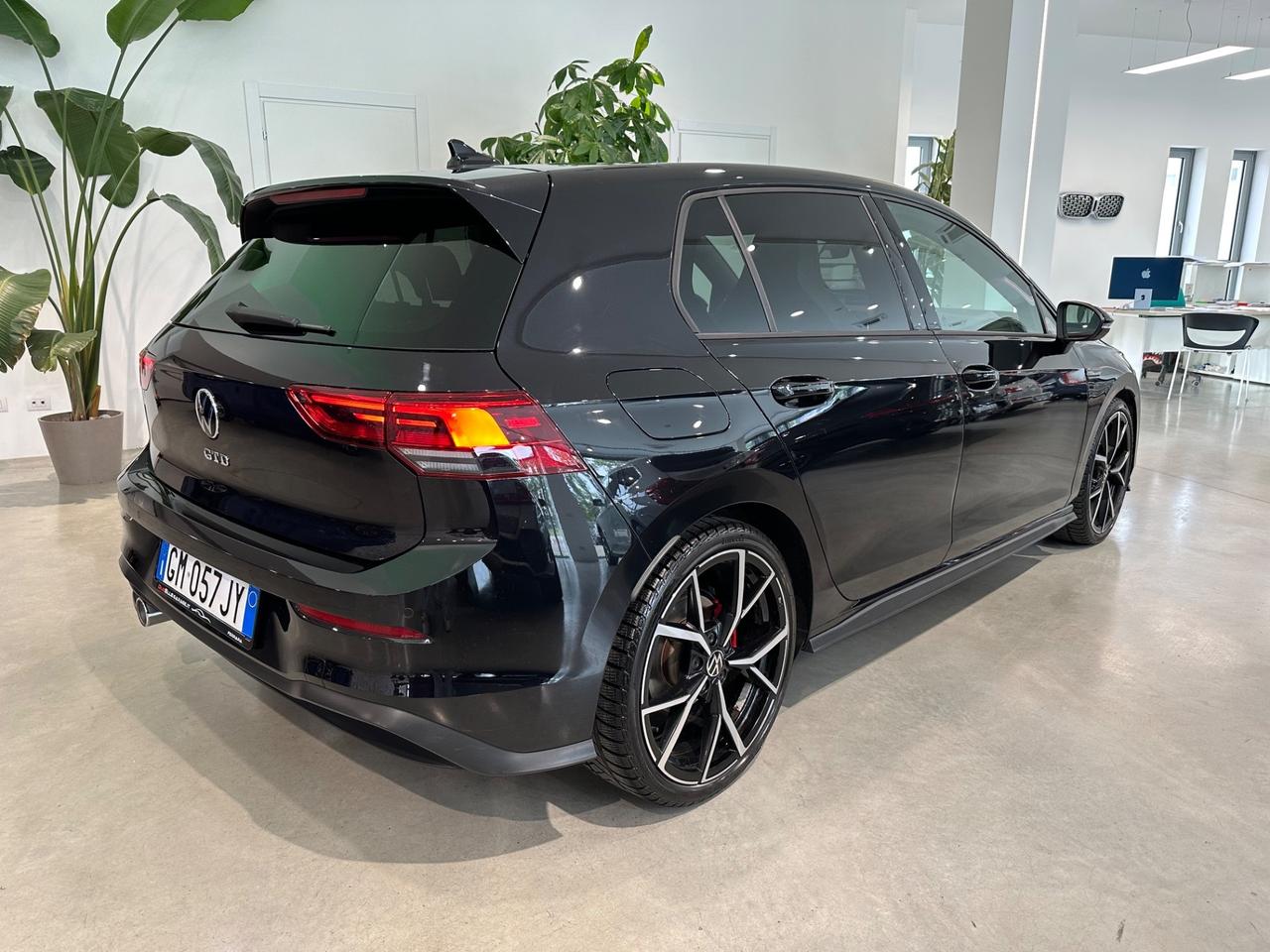 Volkswagen Golf 2.0 TDI DSG GTD
