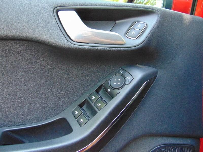 FORD Fiesta 7ª serie Fiesta 1.1 75 CV 5 porte ...