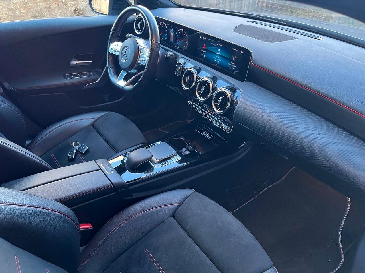 Mercedes-benz A 180 Automatic Premium AMG, UNCO PROPRIETARIO