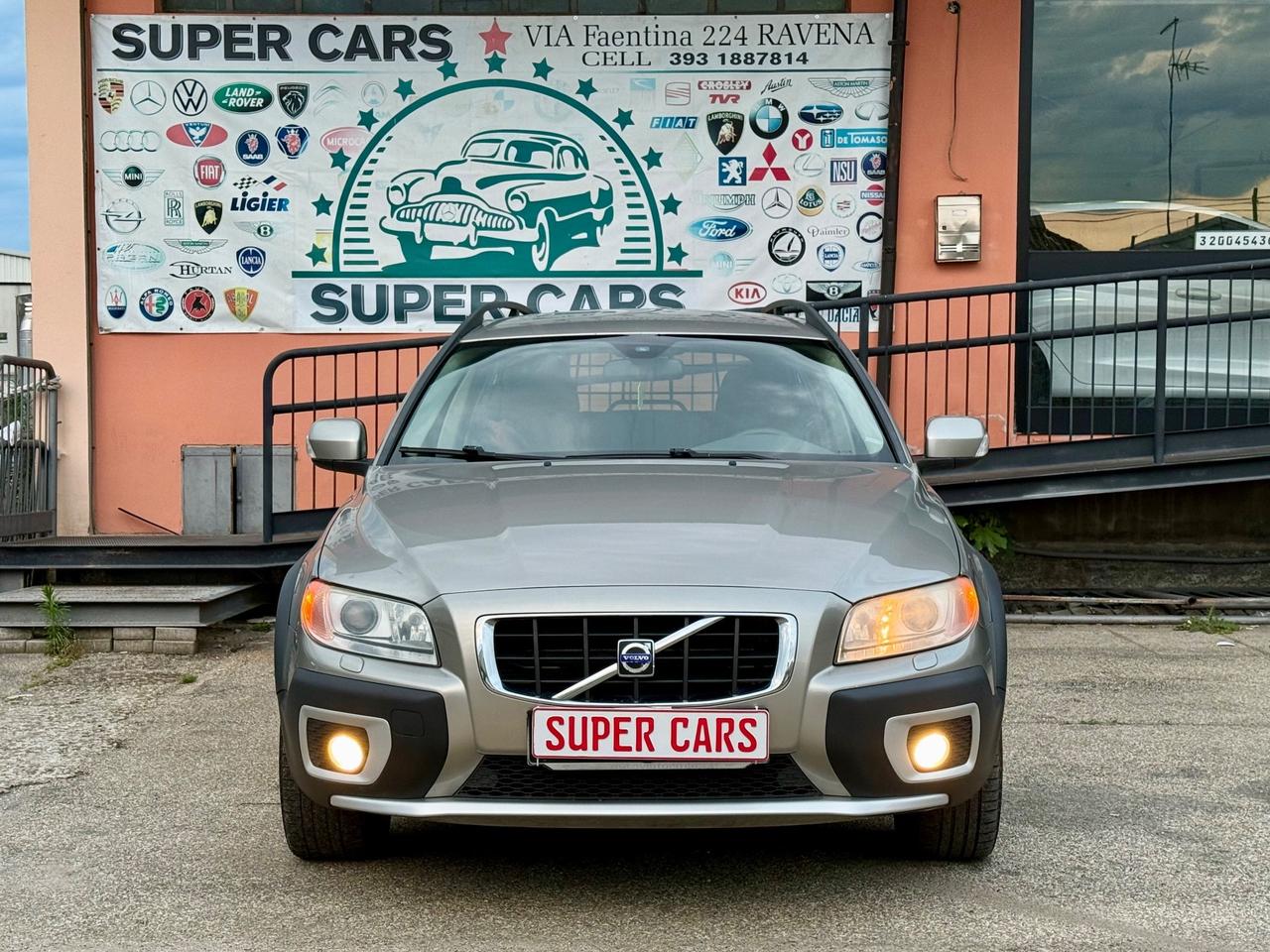 Volvo XC 70 D5 2.4d 185CV AWD AUTOMATICO Momentum