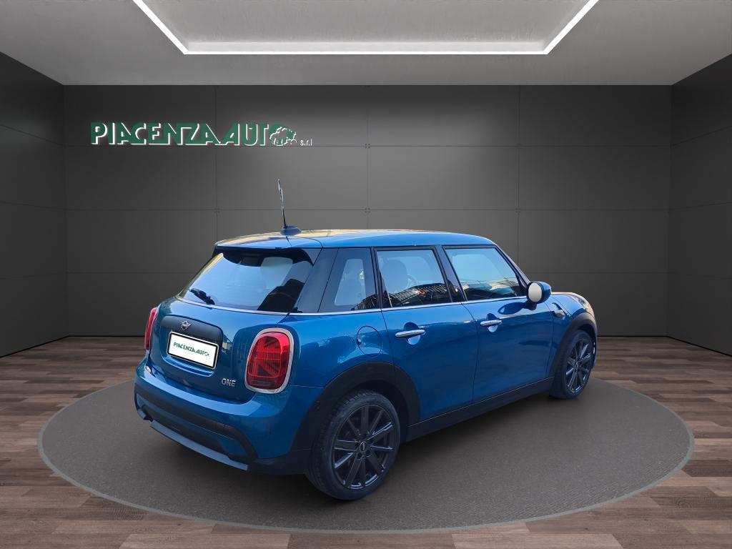 Mini 5 Porte One Essential 1.5 Twin Power Turbo 75cv.SEDILI SPORTIVI