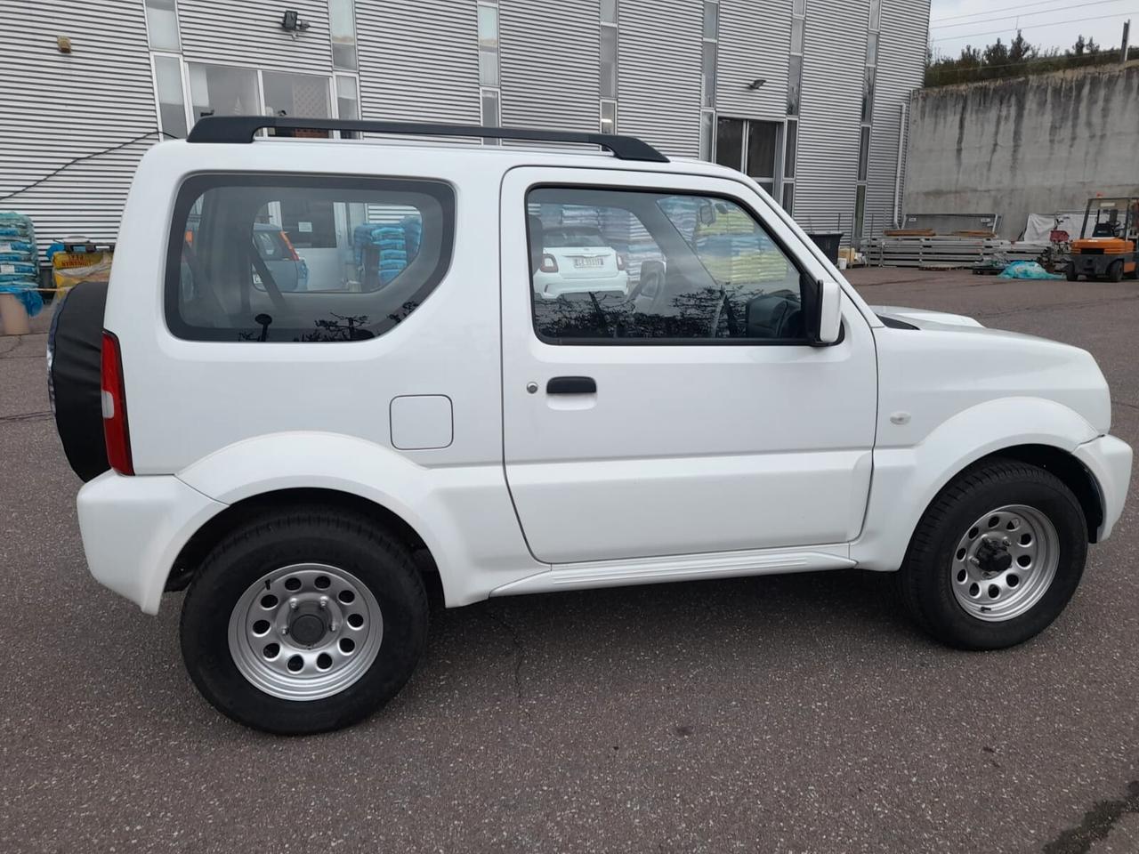 Suzuki Jimny 1.3 4WD Evolution - 26.000KM!!!