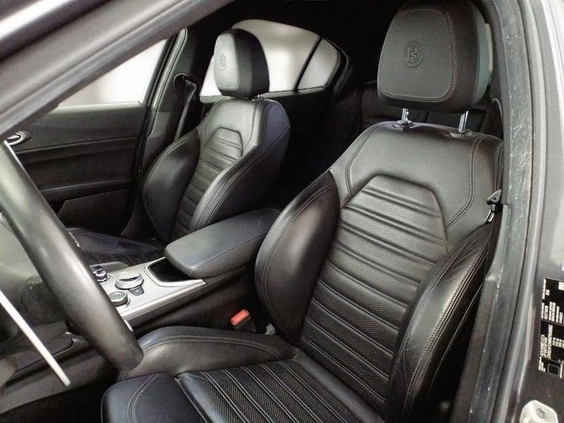 Alfa Romeo Giulia Giulia 2.0 Turbo 280 CV AT8 AWD Q4 Veloce