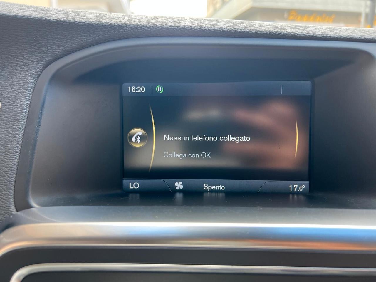 VOLVO V60 R-DESIGN 1.6 D2 115CV PELLE NAVI CRUISE ANNO 2012