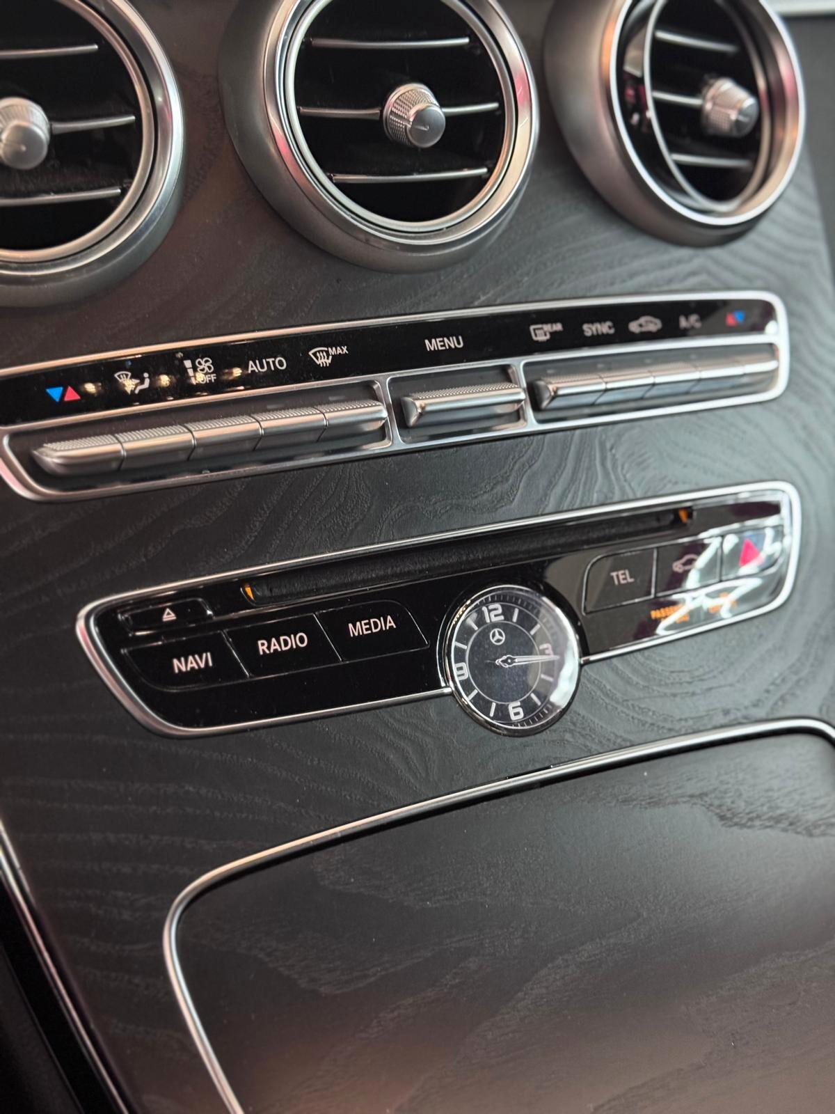 Mercedes-benz C 200 Coupé Premium Plus