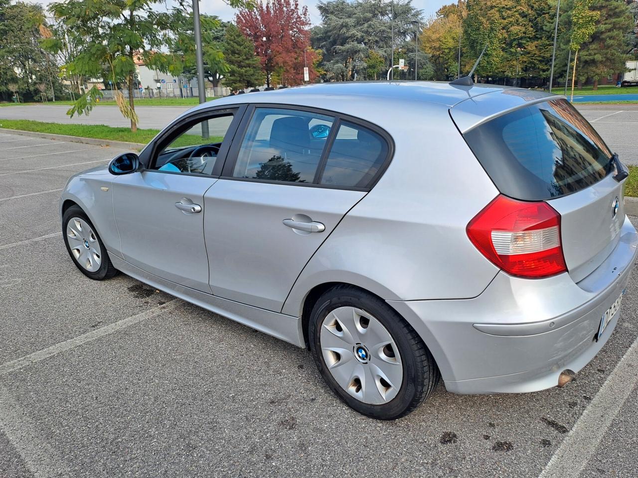 Bmw 120 120d cat 5 porte Attiva