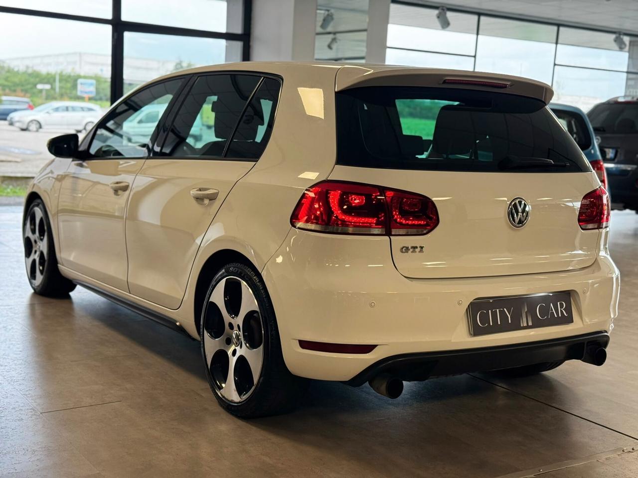 Volkswagen Golf GTI 2.0 TSI 211CV 5p. CAMBIO MANUALE!!!!