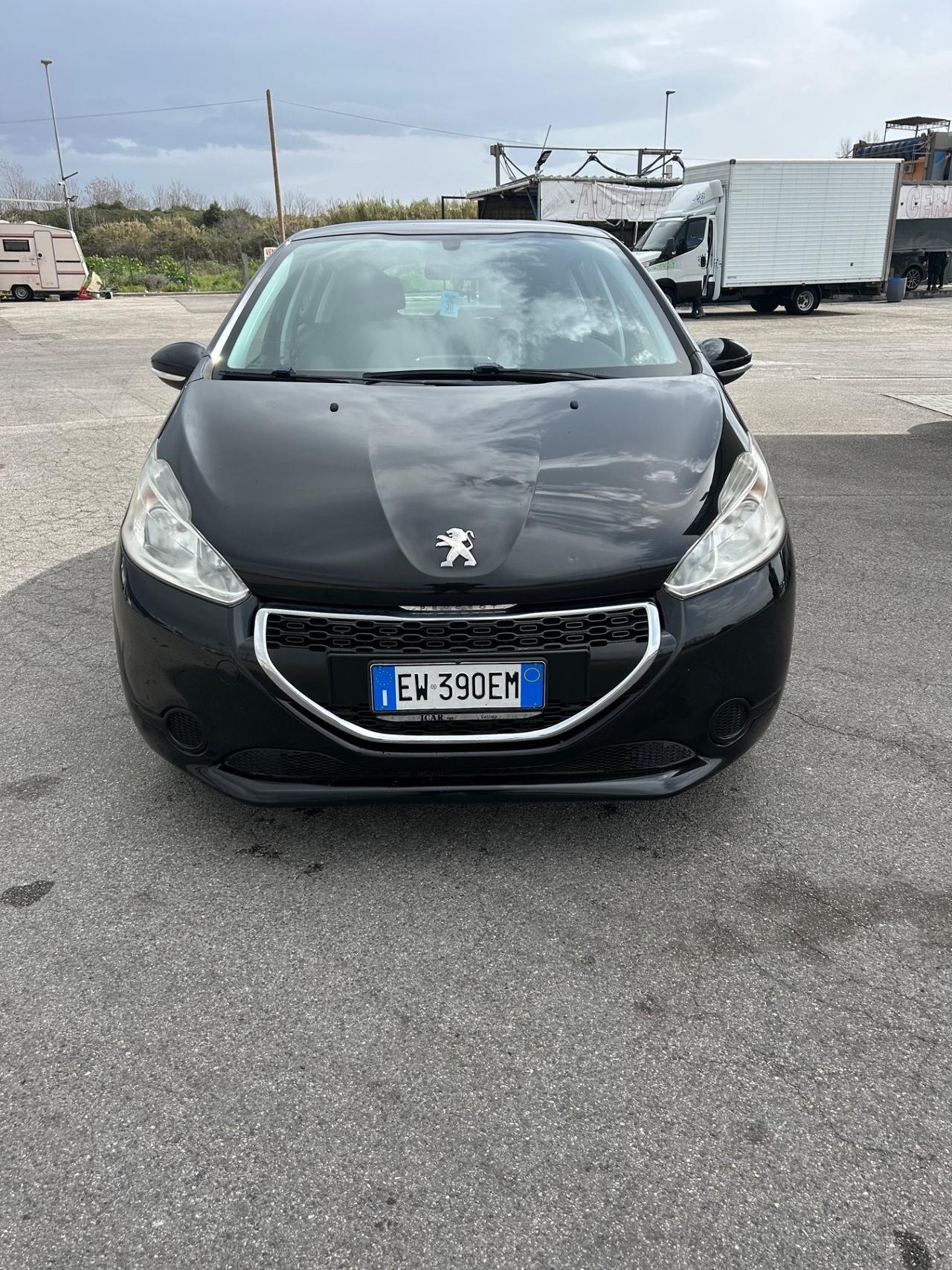 Peugeot 208 1.4 HDi 68 CV 5 porte Active