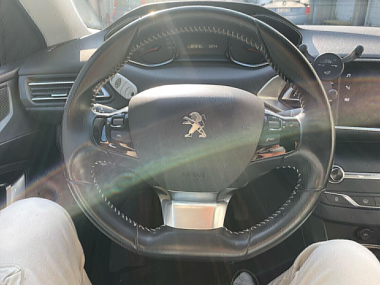 PEUGEOT 308 1.5 BLUE HDi 100 S&S SW