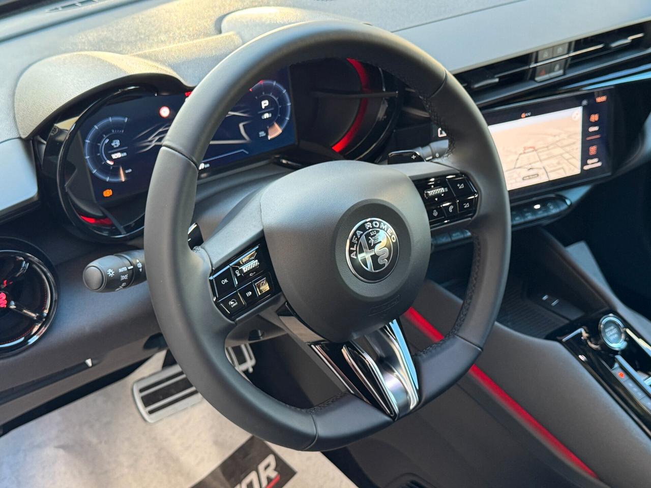 ALFA ROMEO JUNIOR 1.2 IBRIDA SPECIALE 145CV EDCT6 KM0 TETTO APRIBILE