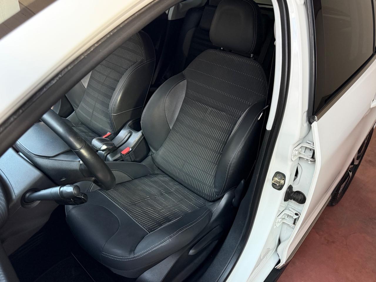 Peugeot 2008 1.6 e-HDi 92 CV Stop&Start Allure