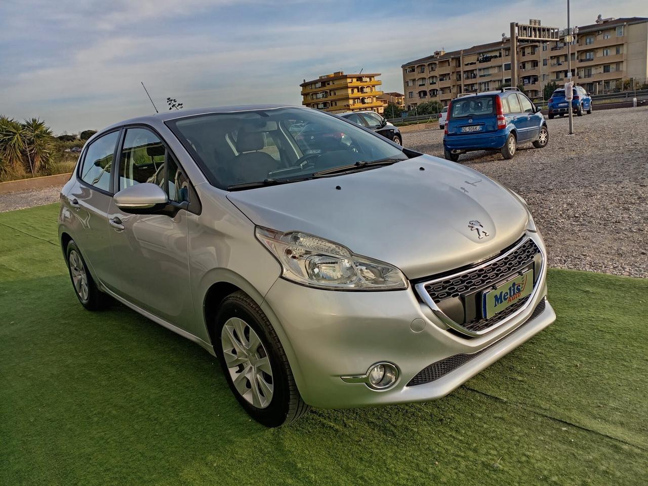 Peugeot 208 DIESEL 1.4 HDi 5 porte UTILITARIA