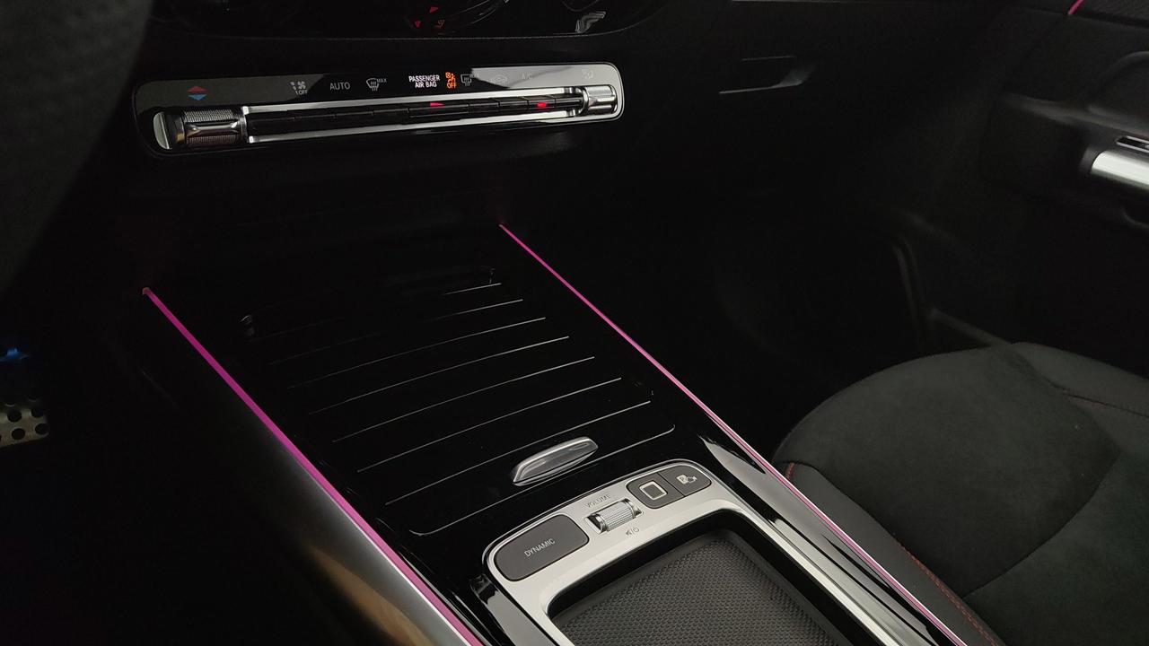 Mercedes-Benz GLA 200 d automatic