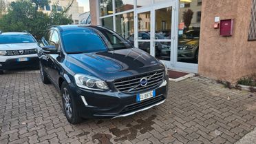 Volvo XC 60 2.4 d4 awd 181cv geartronic NAVY-CAM-SED.RISC