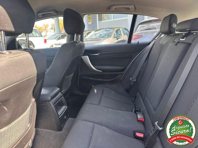 BMW 118 i 5p. Advantage Automatica Led