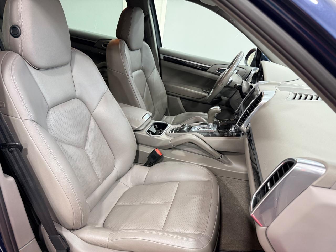 Porsche Cayenne 3.0 V6 245CV TUTTI I TAGLIANDI