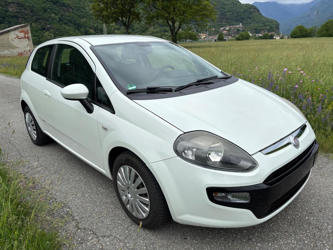 Fiat Punto Evo 1.4 benzina euro 5 PARI AL NUOVO