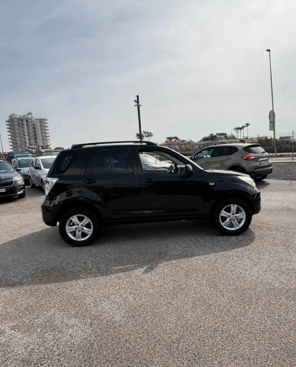 Daihatsu Terios 1.5 4WD B You O/F GPL