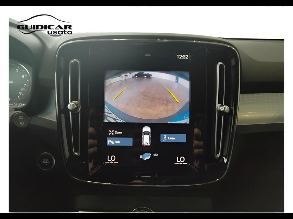 VOLVO XC40 - XC40 1.5 t2 Momentum Pro my21