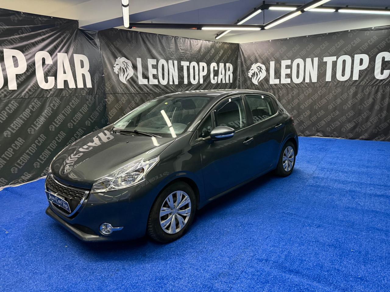 Peugeot 208 GPL valido 2035 gancio traino omologato