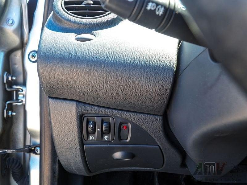 Renault Twingo 1.2 16V LEV Yahoo! OK NEOPATENTATI