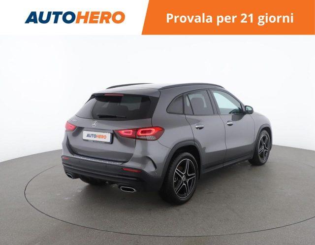 MERCEDES-BENZ GLA 200 d Automatic Premium