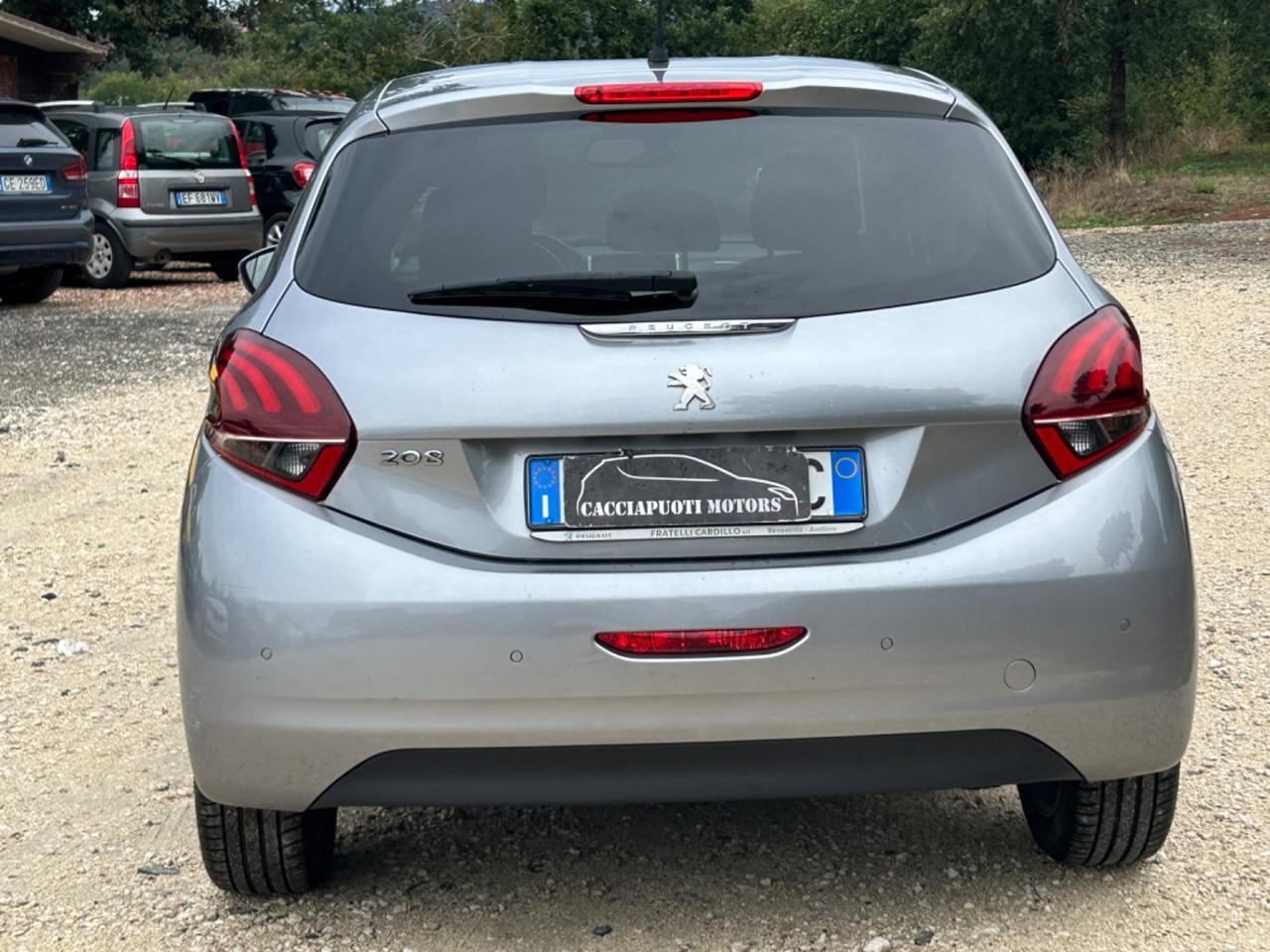 Peugeot 208 BlueHDi 100 S&S 5 porte Signature