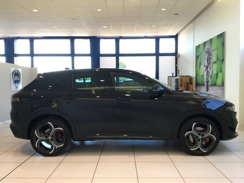 Alfa Romeo Tonale 1.3 Plug-in Hybrid 270cv AT6 Tonale Veloce Q4 my26