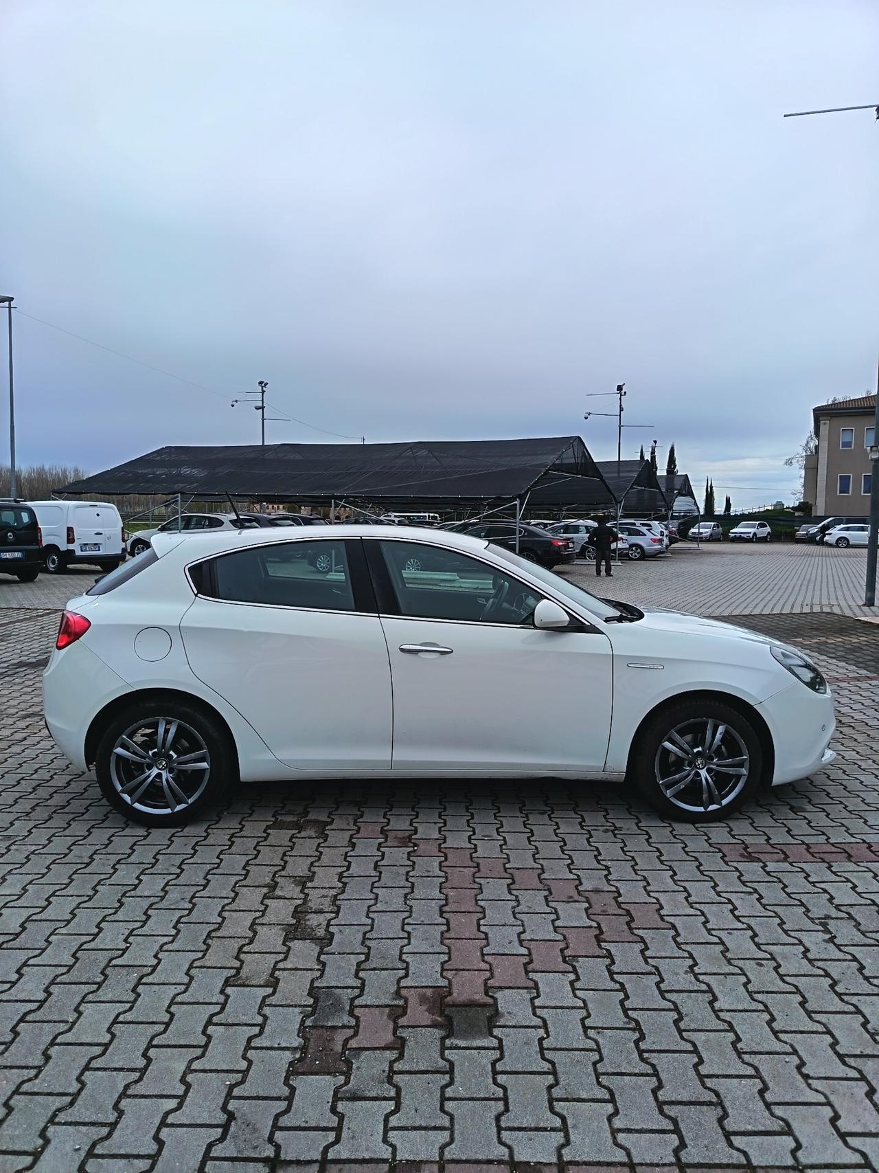 Alfa Romeo Giulietta 1.6 JTDm 120 CV Business