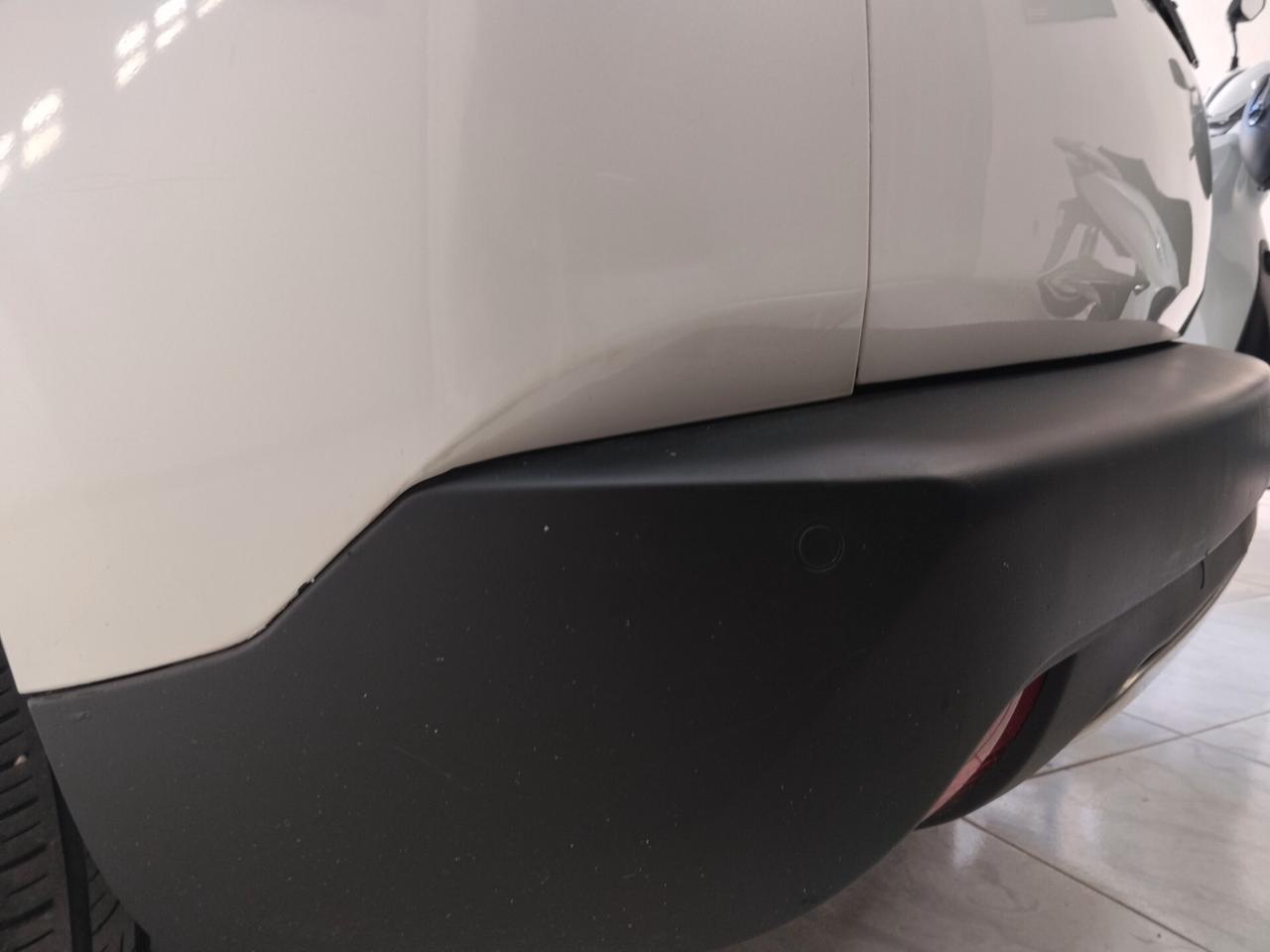 Peugeot 2008 1.6 diesel 2015 CON GARANZIA