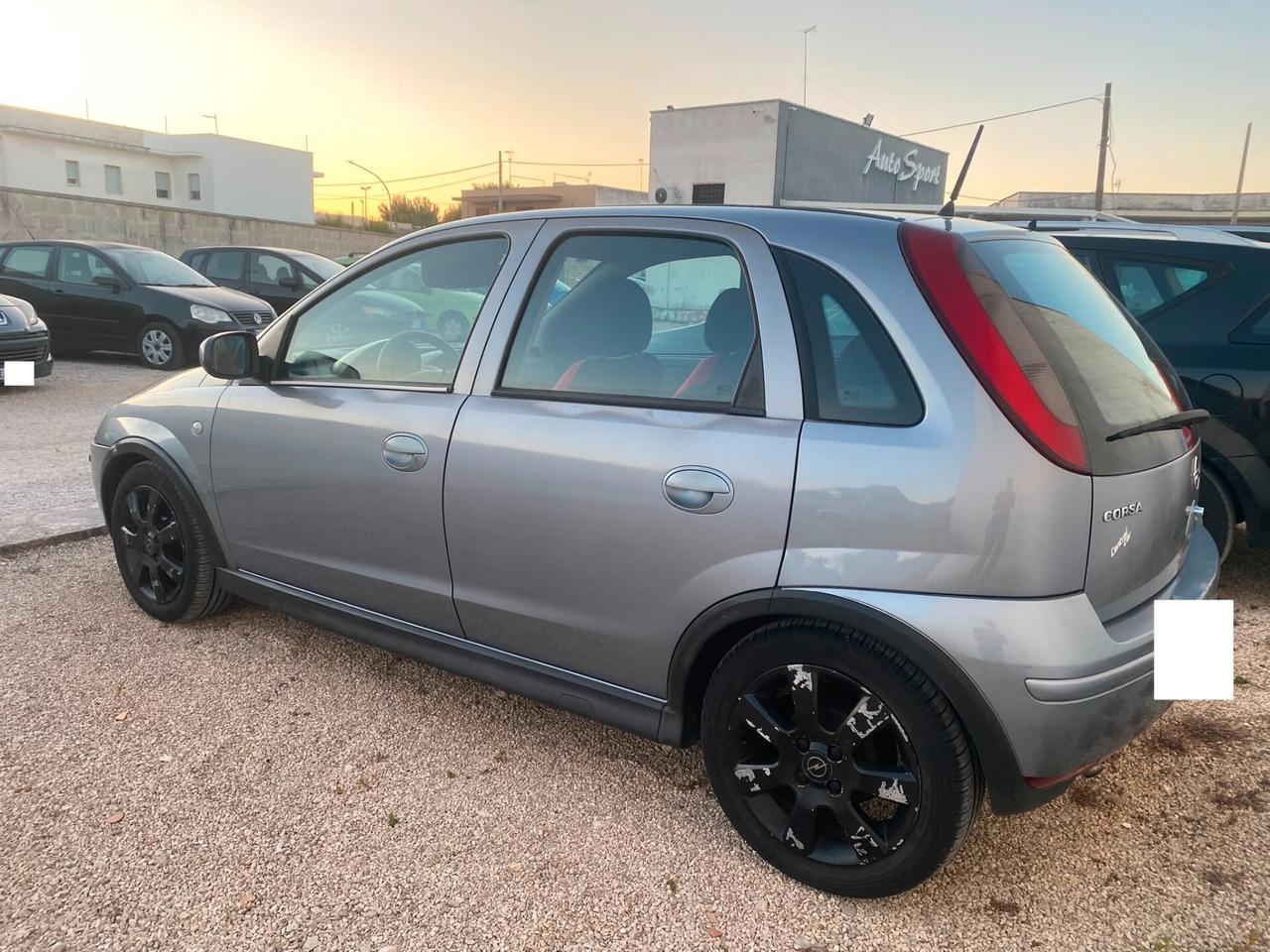 Opel Corsa 1.2 5 porte Cosmo