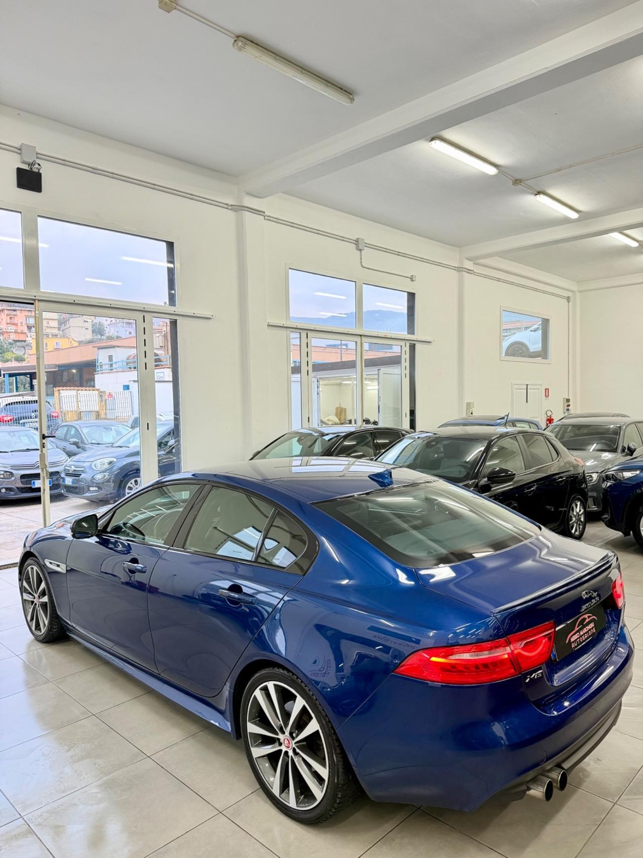 Jaguar XE 2.0 180CV R-Sport FINANZIABILE