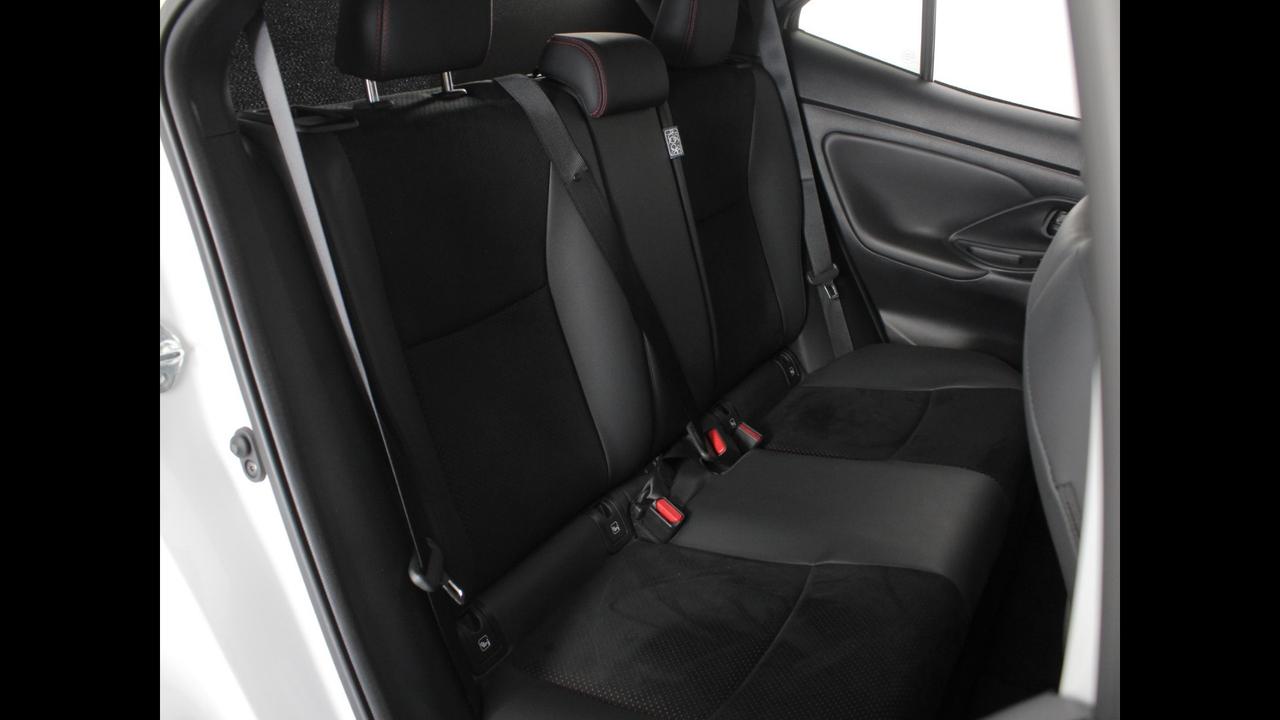 TOYOTA Yaris Cross 1.5 Hybrid 130 GR SPORT FWD e-CVT