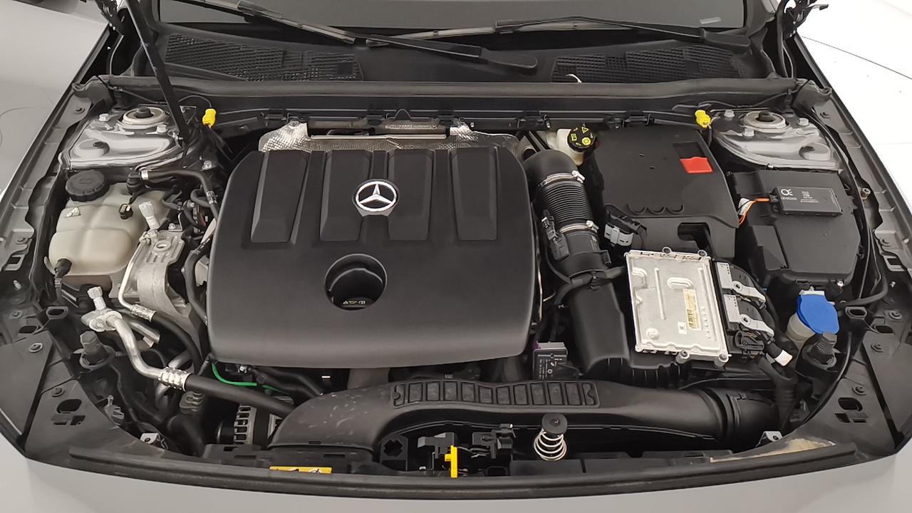 Mercedes-Benz Classe A - W177 2018 - A 180 d Sport auto