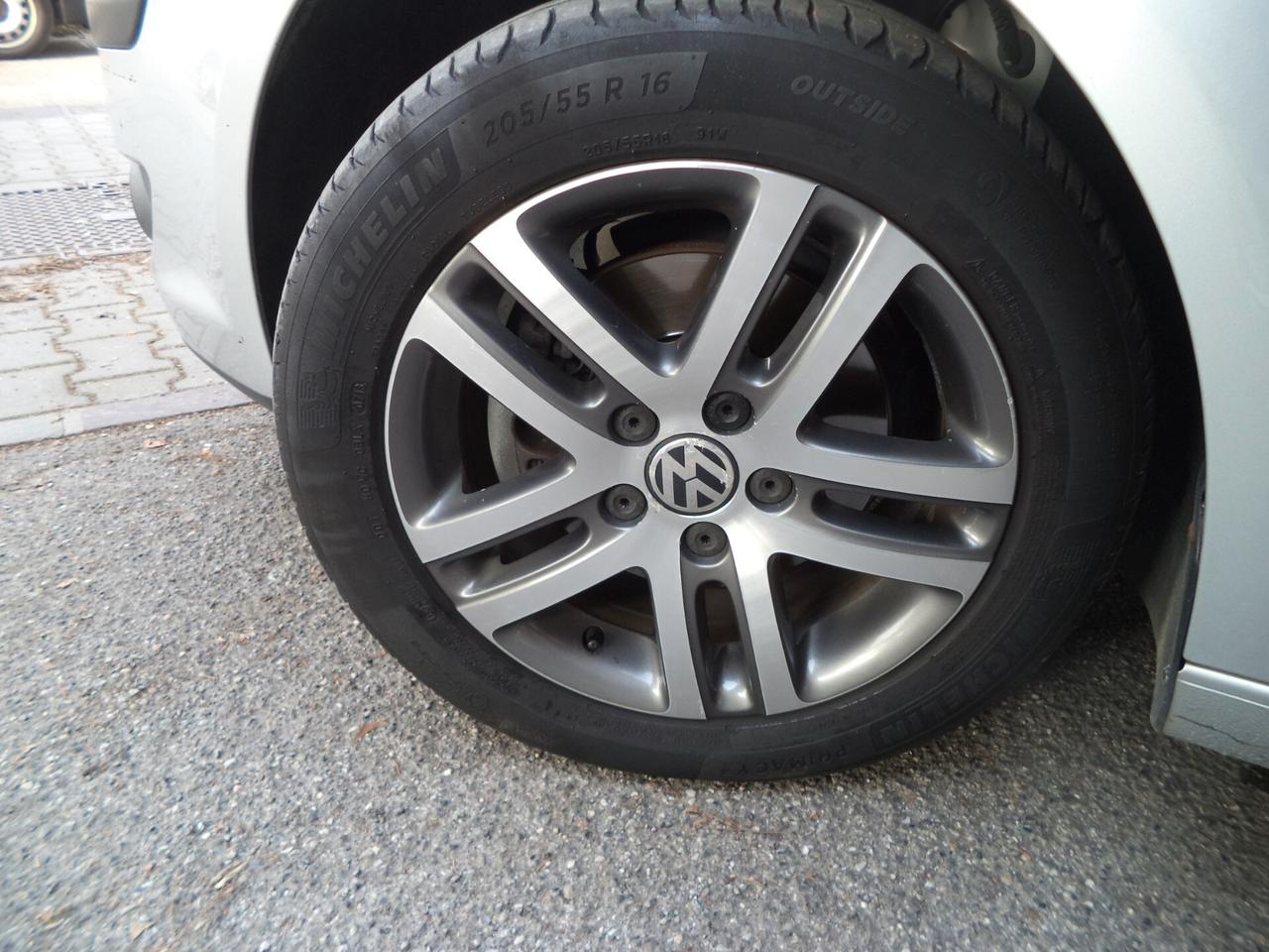 Volkswagen Touran 1.9 TDI 105CV DPF Highline BMT 7 POSTI