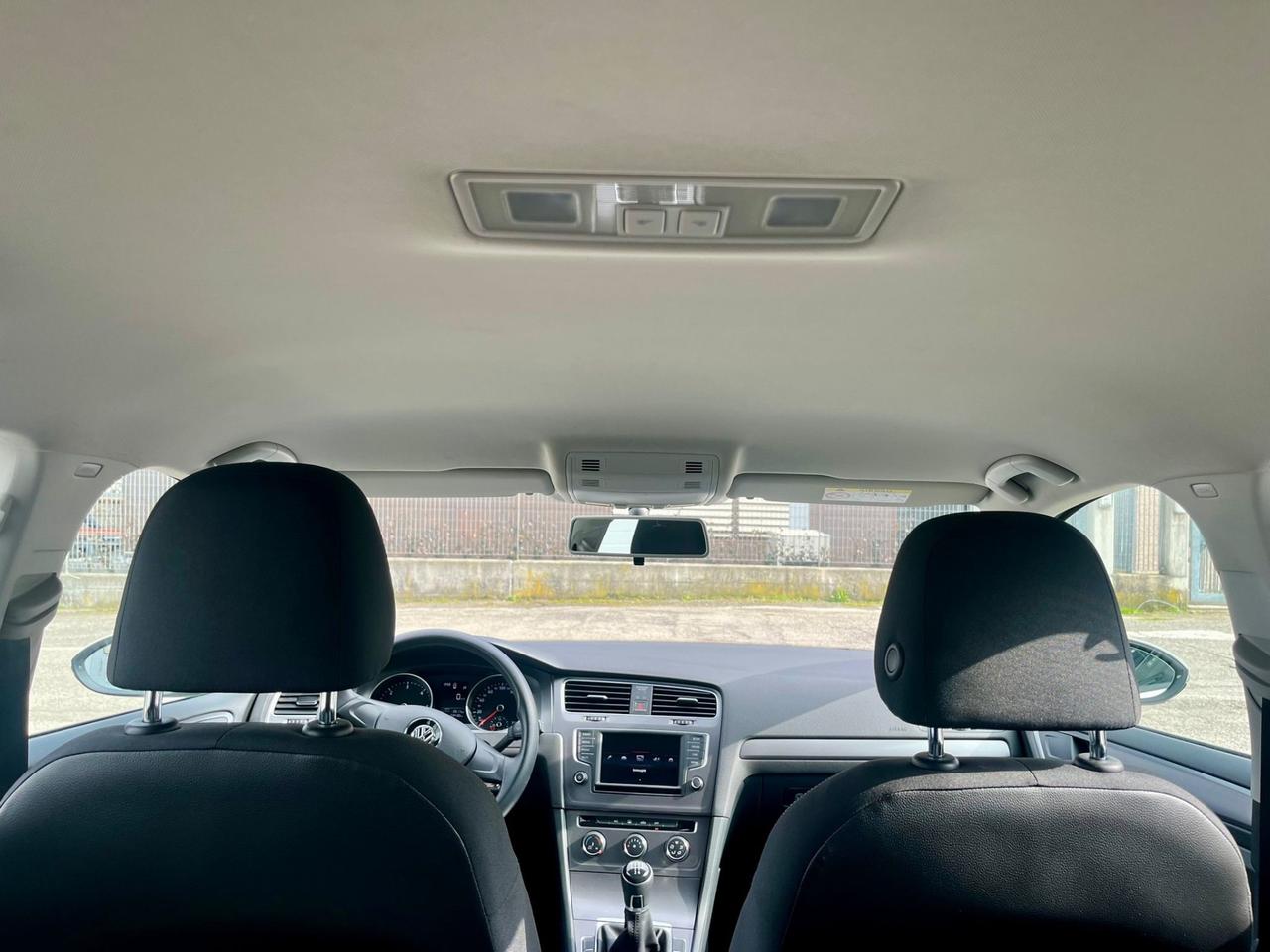 VW Golf 1.6tdi 90cv 2015 59.000km pari al nuovo