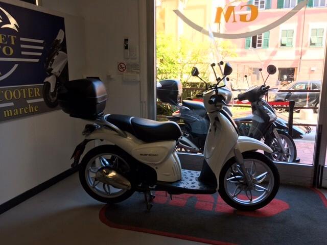 Aprilia Scarabeo 50 MOTORE 4 TEMPI EURO 2