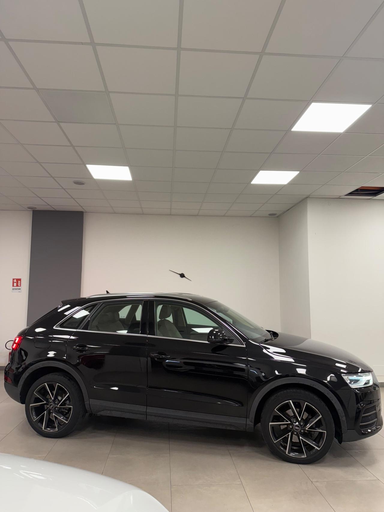 Audi Q3 2.0 TDI 150 CV quattro S tronic Sport