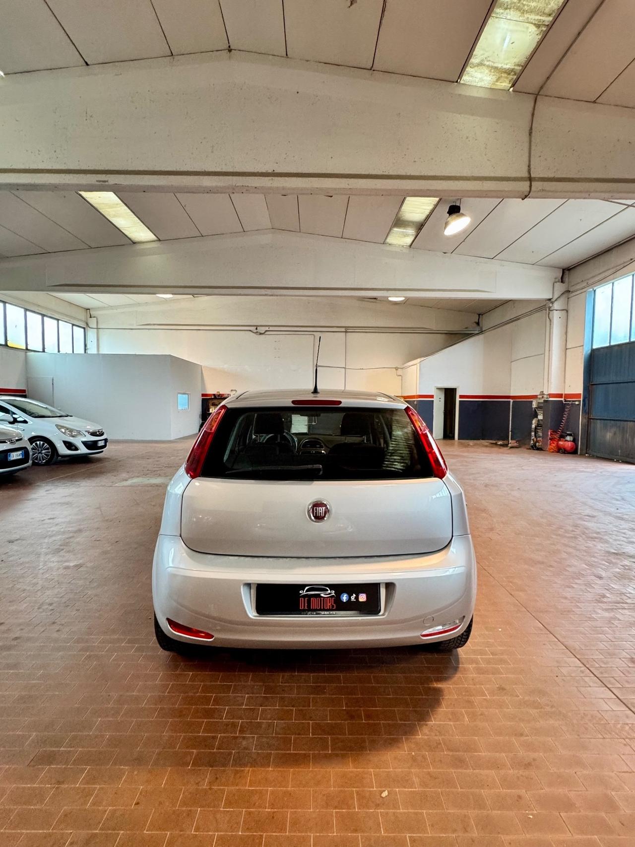 Fiat Punto 1.4 8V 5 porte Easypower Street