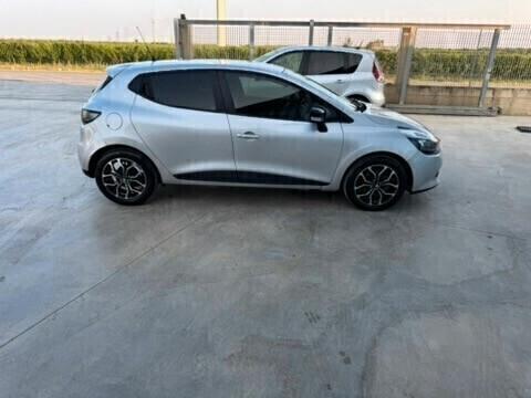 Renault Clio 1.5 dCi 8V 90CV Start&Stop 5 porte EcoBusiness
