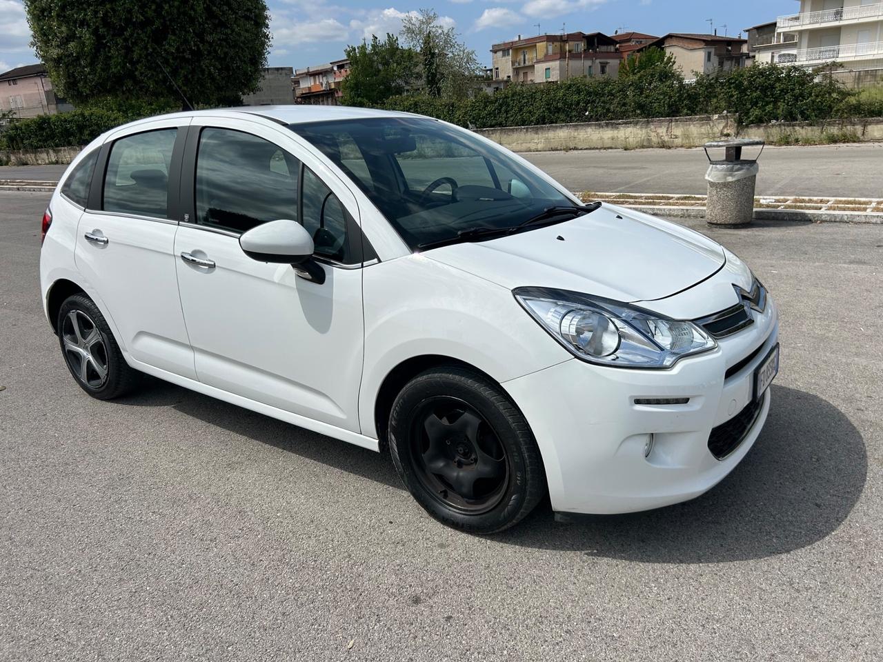 Citroen C3 BlueHDi 75 Live Edition dic/2016 full da vetrina