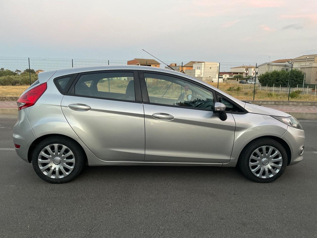 Ford Fiesta 1.2 82 CV 5 porte Titanium - Gpl