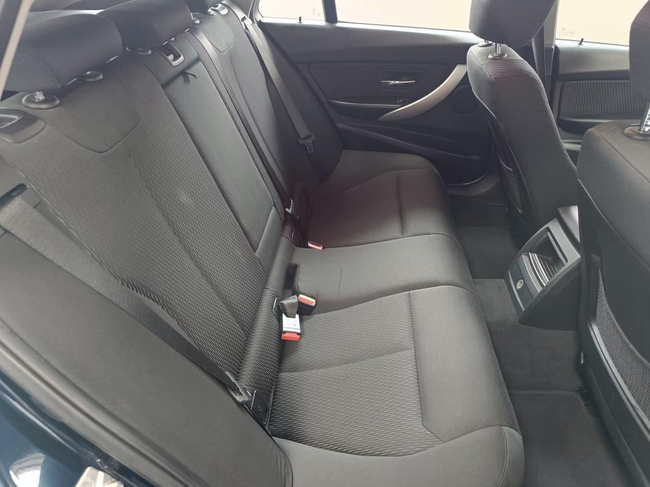 Bmw Serie 318d Touring Business Advantage aut.