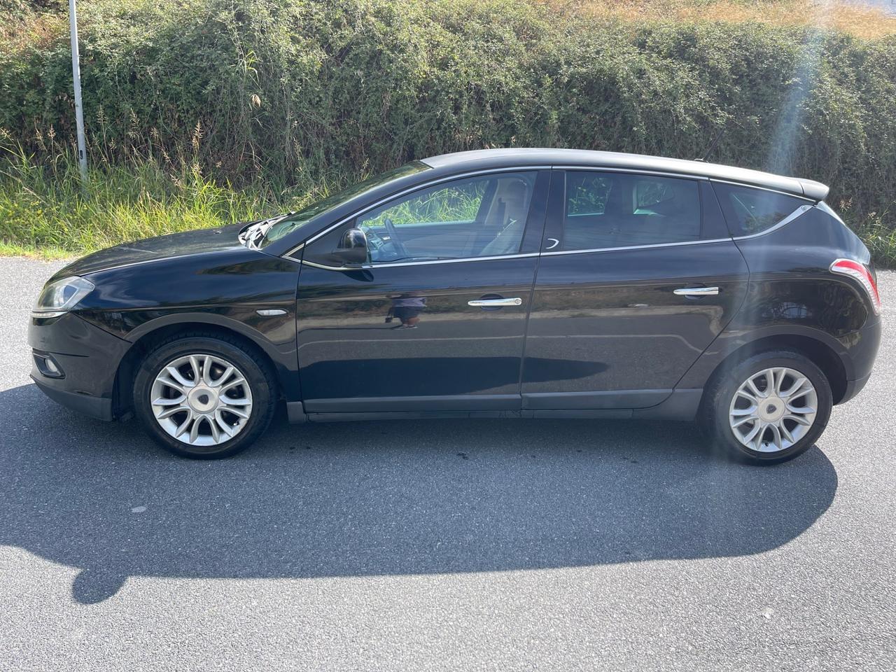 Lancia Delta 1.6 MJT DPF Selectronic Platinum