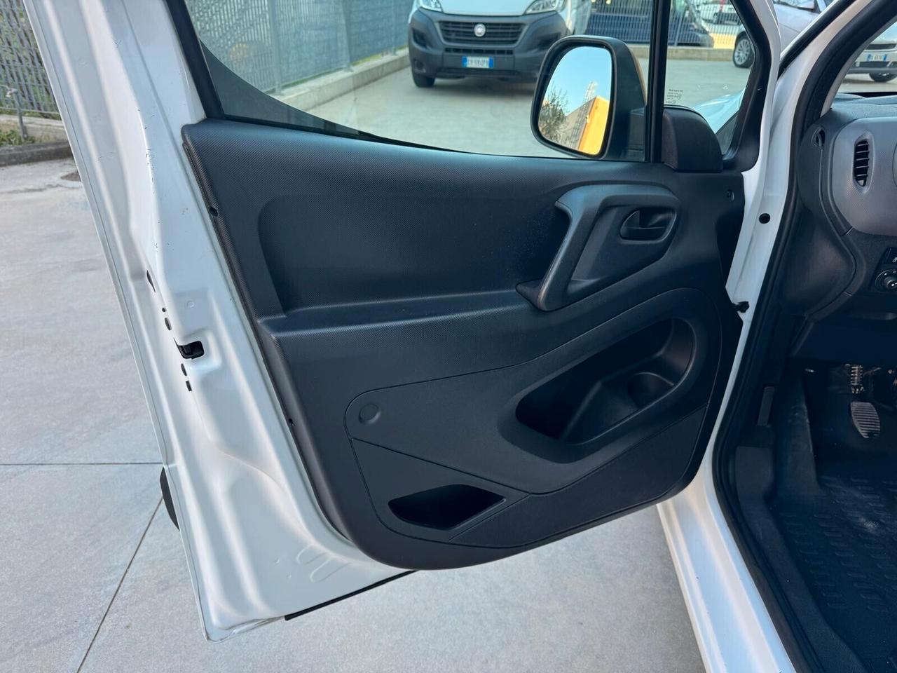 Citroen Berlingo BlueHDi 75 Van 3 posti Club L1