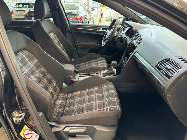 VOLKSWAGEN Golf GTI Performance 2.0 DSG -19"-Camera-DYnaudio-Keyless